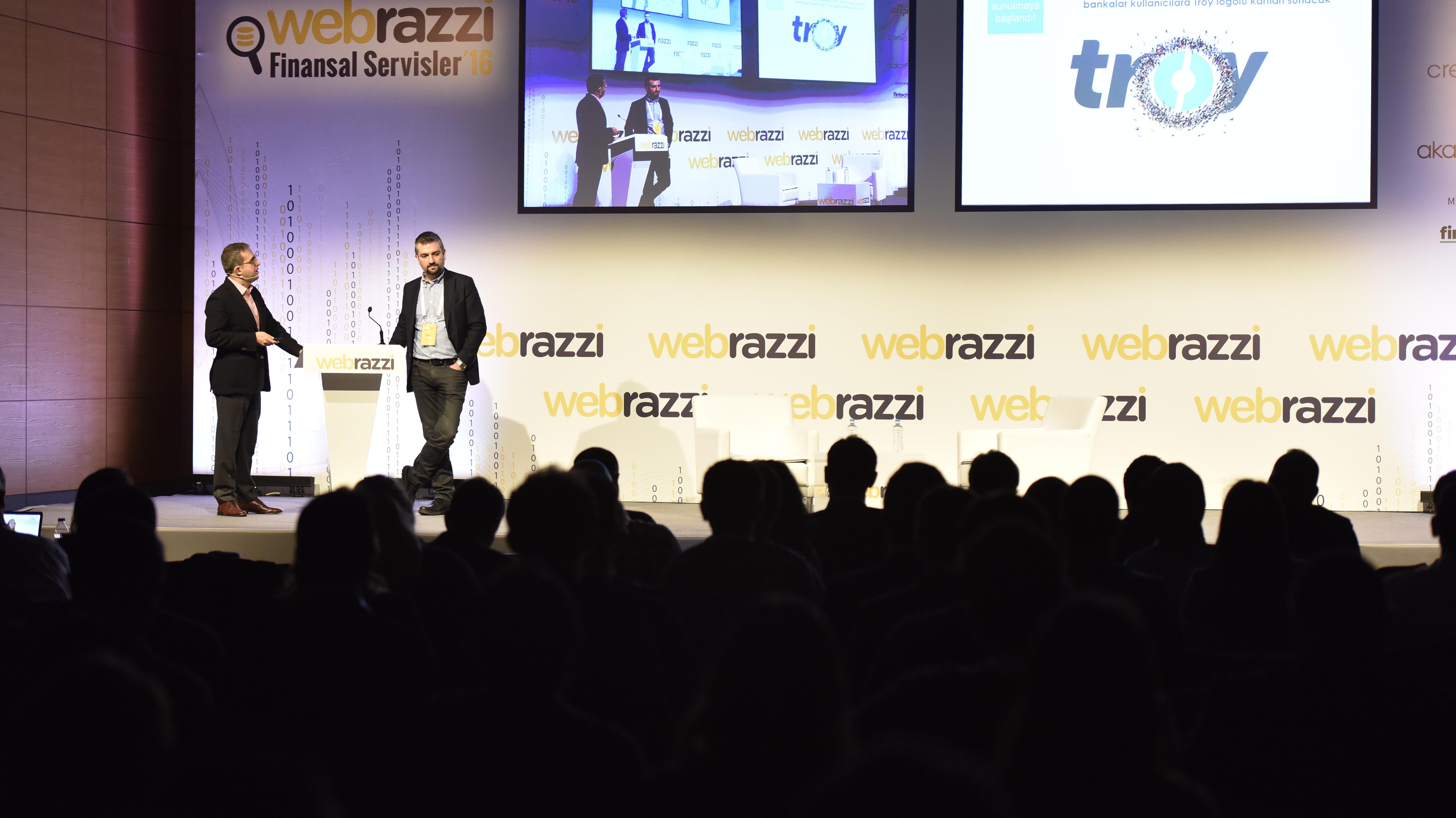 BKM Express'te mobilin payı yüzde 50'yi geçti, TROY 2017'de tüm bankalara yayılacak