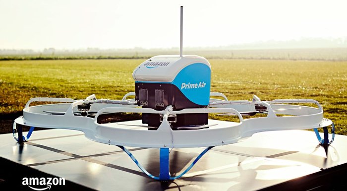 Amazon Prime Air, drone ile ilk müşteri teslimatını gerçekleştirdi