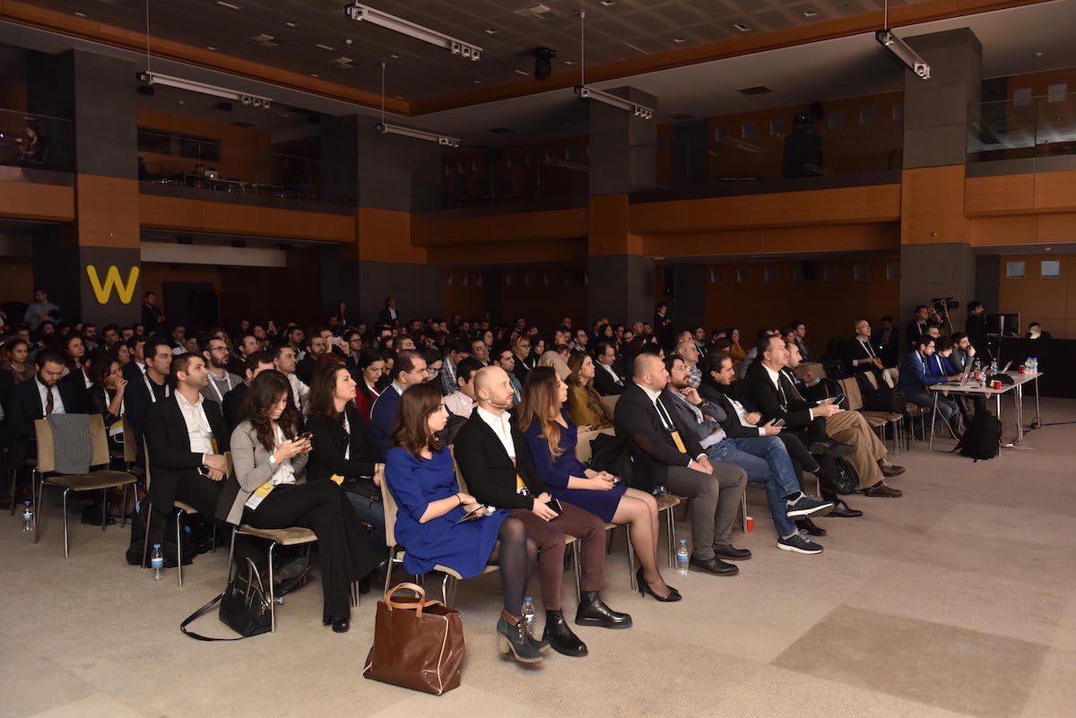 Webrazzi Finansal Servisler 2016'da girişim sunumları