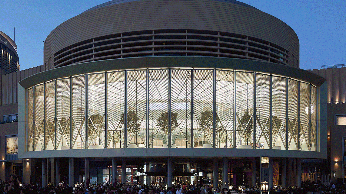 Apple fiziksel mağazalarının kapsamlı dönüşümüne başlıyor