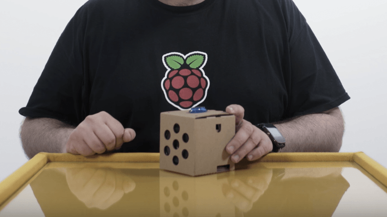 Raspberry Pi ve Google, Cardboard ile masaüstü sanal asistan yapmanızı ...