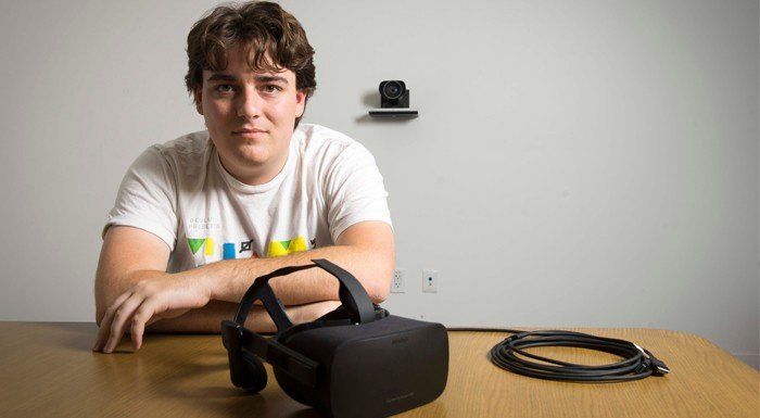 Oculus kurucusu Palmer Luckey sınır güvenliği teknolojisiyle geri dönüyor