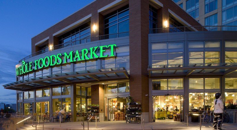 Amazon, organik market zinciri Whole Foods'u 13.7 milyar dolara satın alıyor