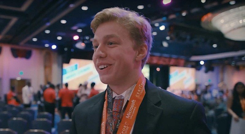 17 yaşındaki genç Microsoft Excel Şampiyonu oldu