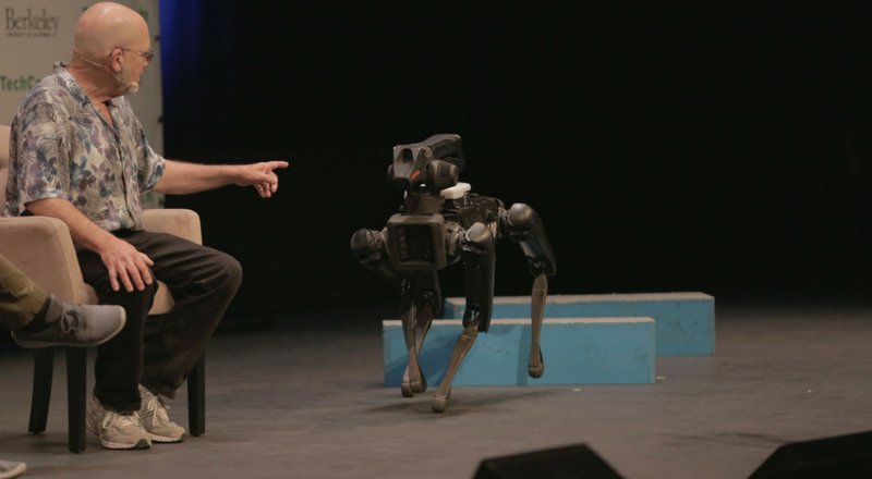Boston Dynamics'in robot köpeği SpotMini, 2019'da satışa çıkıyor