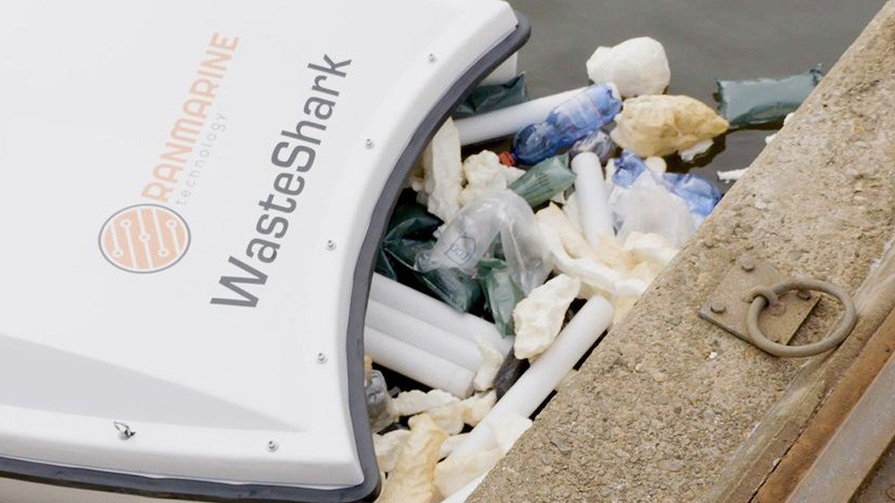 WasteShark adlı su drone'u denizleri temizliyor