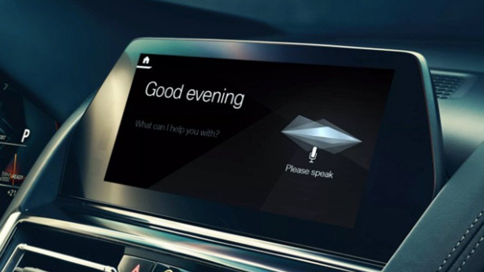 BMW otomobiller için kişisel sesli asistanını duyurdu