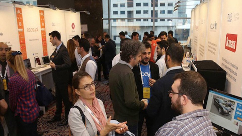Acele edin! Startup Lounge için sınırlı sayıda yerimiz kaldı