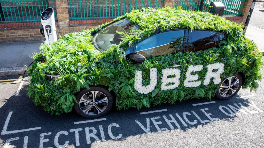 Uber, Londra'daki sürücülerin elektrikli araca geçmelerini sağlamak için 200 milyon sterlin fon ayırdı