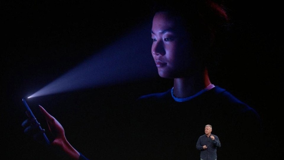 FBI şüphelinin iPhone X'ini açmak için Face ID'den yararlandı