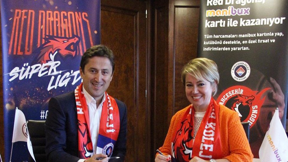 Dijital Harçlık uygulaması Manibux, Bahçeşehir Koleji Basketbol Takımı ile iş birliğine gitti