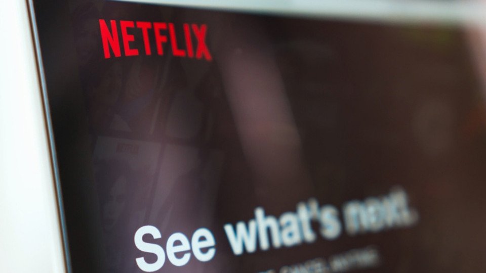 Netflix, orijinal içeriği artırabilmek için 2 milyar dolar yatırım alacağını açıkladı