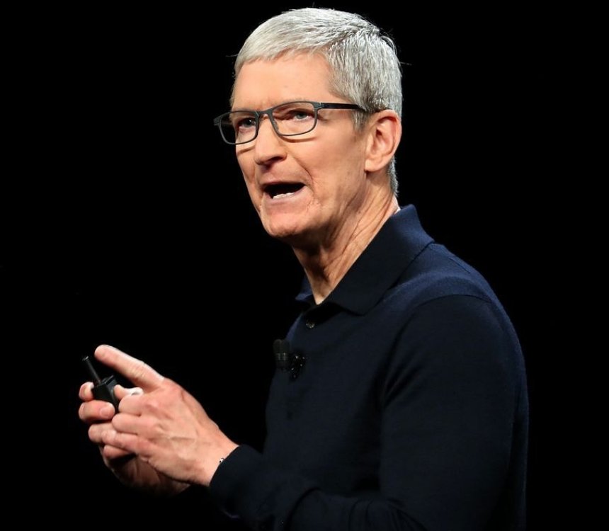 Tim Cook, dünyanın en iyi arama motorunun Google olduğunu savunuyor