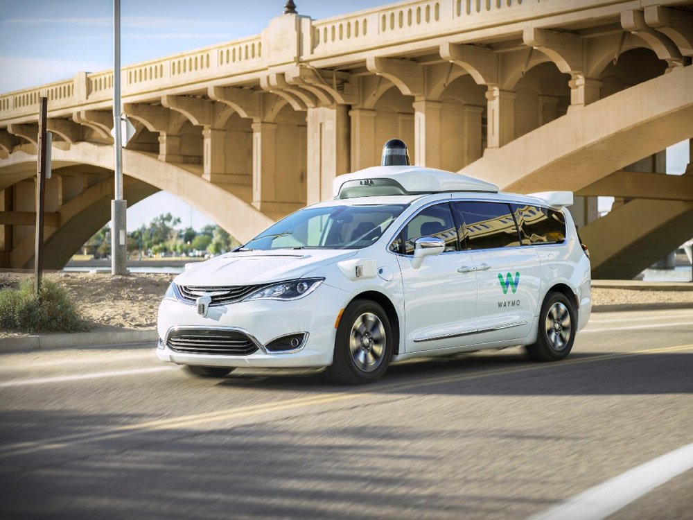 Google sürücüsüz otomobil çağırma uygulaması Waymo One'ı tanıttı
