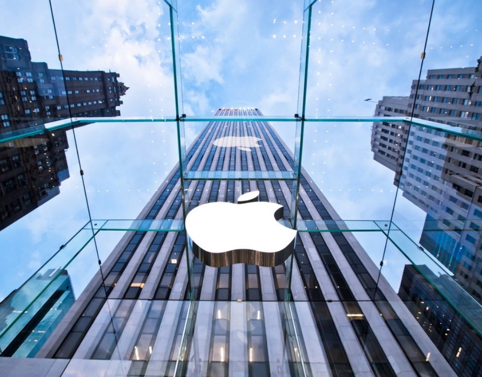 Apple, Çin'de mağazalarını açarken, tüm dünyada mağazalarını 2 haftalığına kapatıyor
