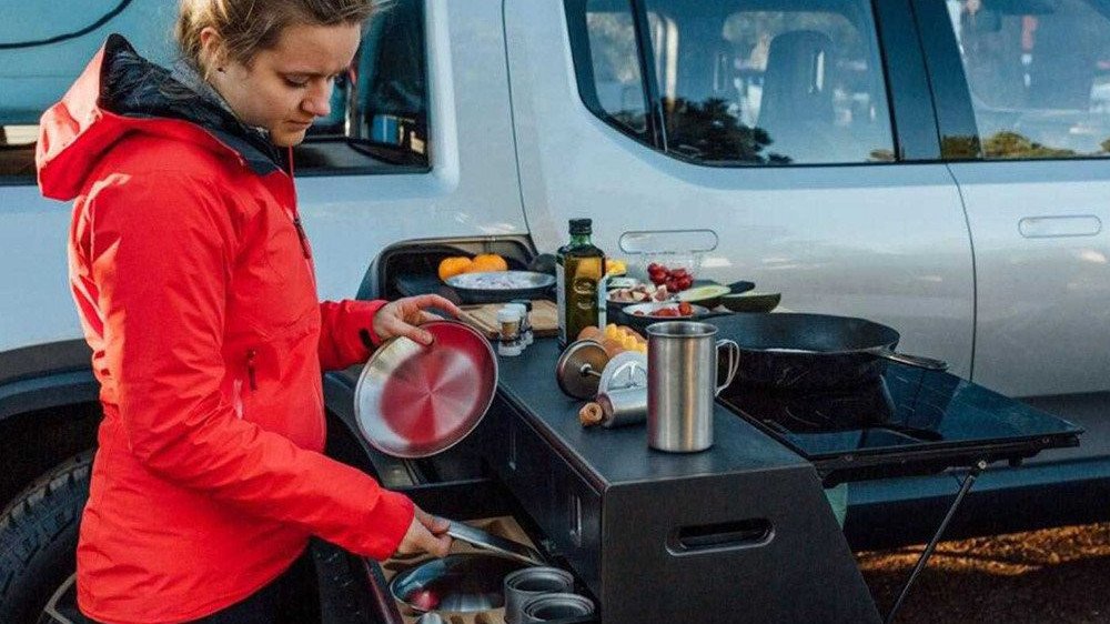 Elektrikli otomobil üreticisi Rivian, kampçıları hedefleyen yeni modelini tanıttı