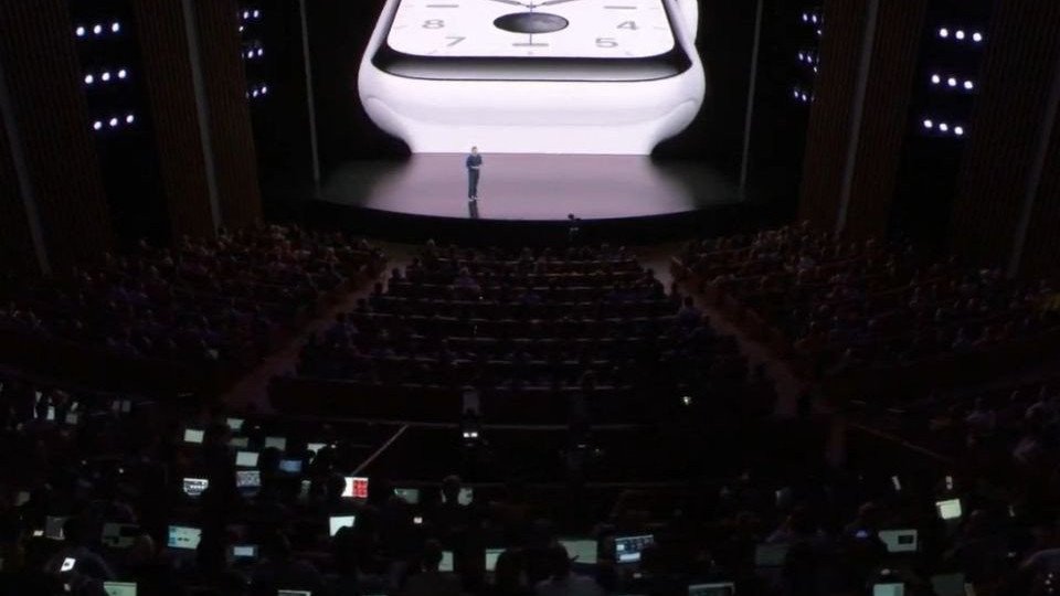 Apple Watch Series 5 modelinin teknik özellikleri ve fiyatı açıklandı