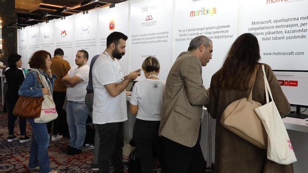 Webrazzi Summit 2019'da, Startup Lounge'da yer alan girişimlerle konuştuk