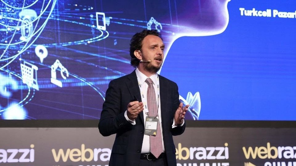 Ömer Barbaros Yiş, Webrazzi Summit 2019'da dijitalleşme ve sosyal iyilik konularından bahsetti