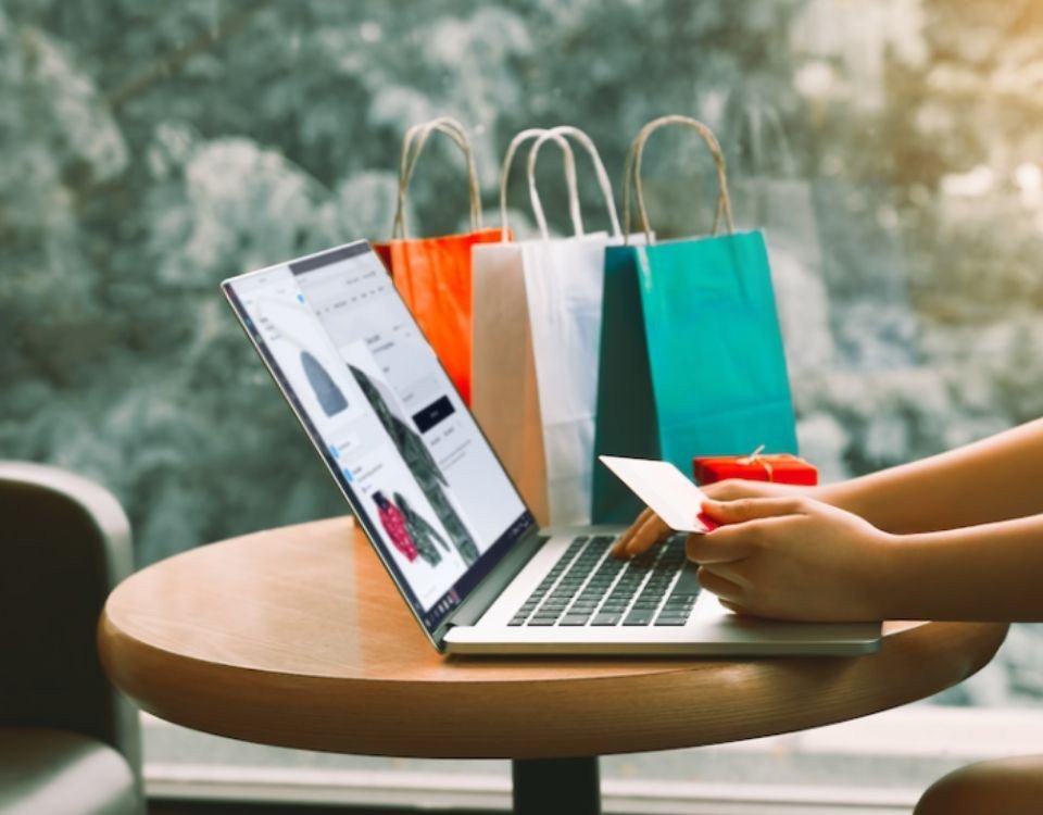 İnternetten kartlı ödemeler, 29 Kasım'da 1,4 milyar TL'ye ulaşarak rekor kırdı