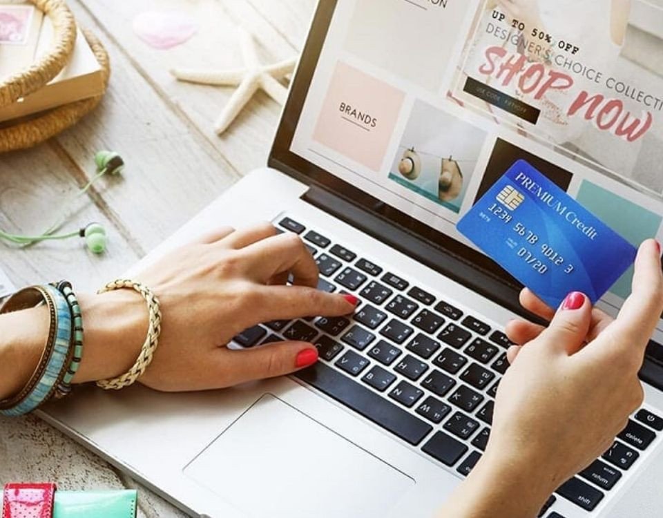 E-ticaret kullanıcılarının kredi kartı bilgilerinin çalındığı iddiasına yetkililer ne diyor?