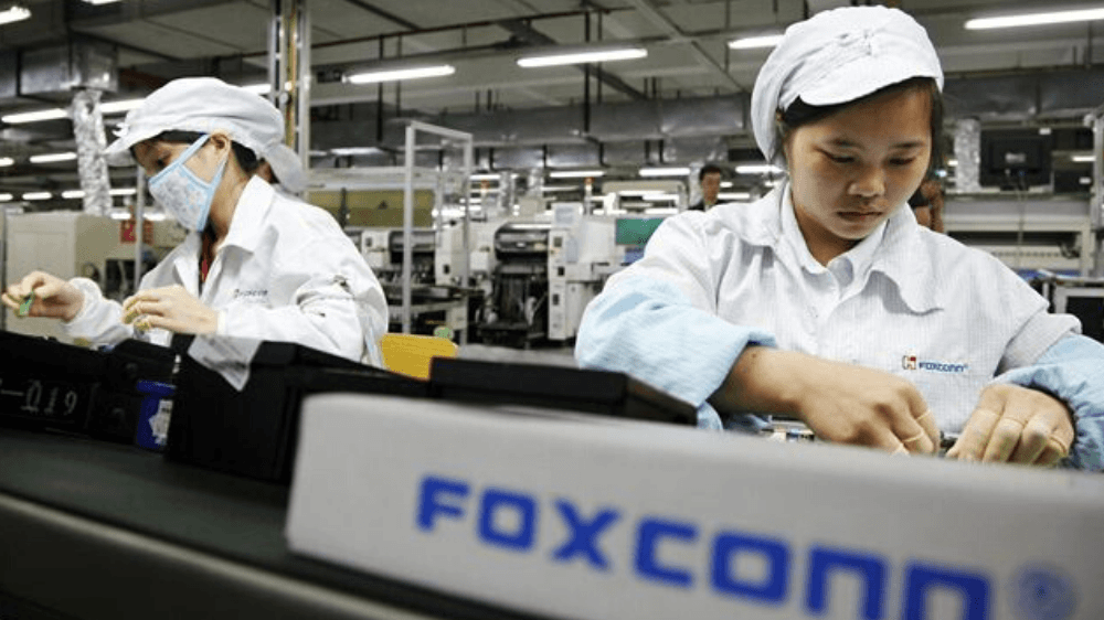 Foxconn, iPhone üretimine devam edebilmek için