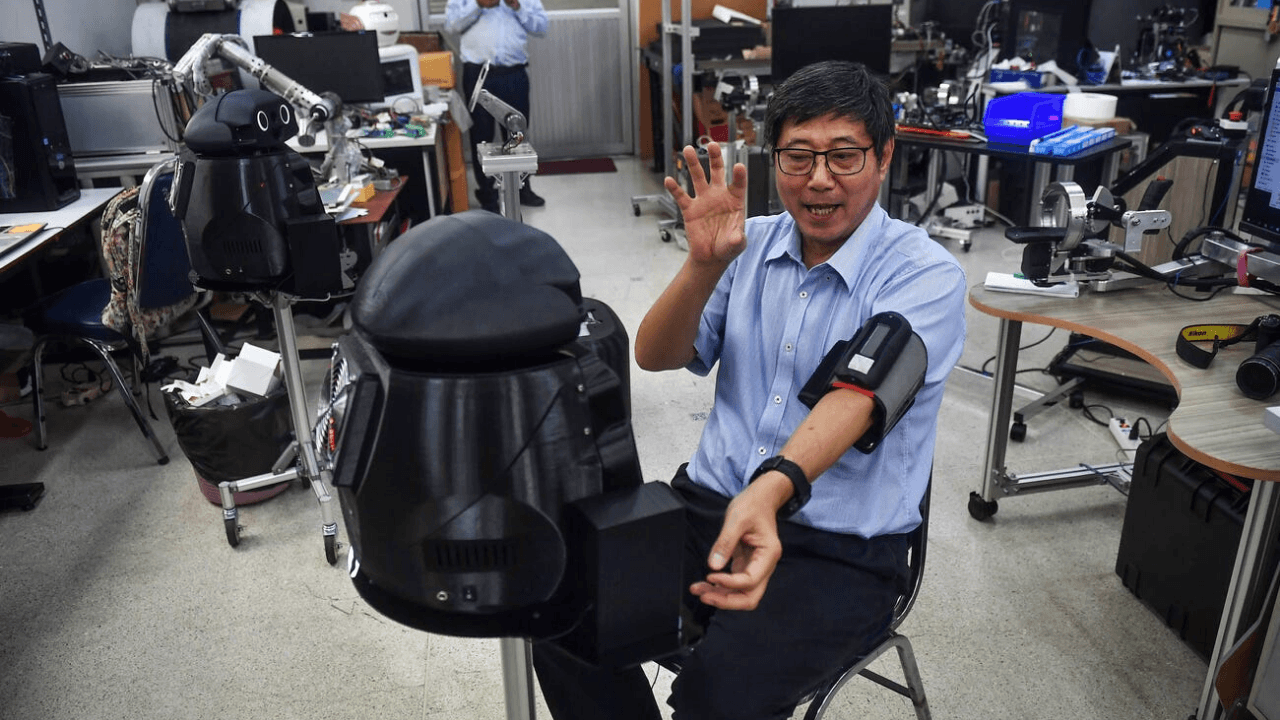 Tayland, Corona virüs salgını ile mücadele edebilmek için ninja robotları kullanıyor