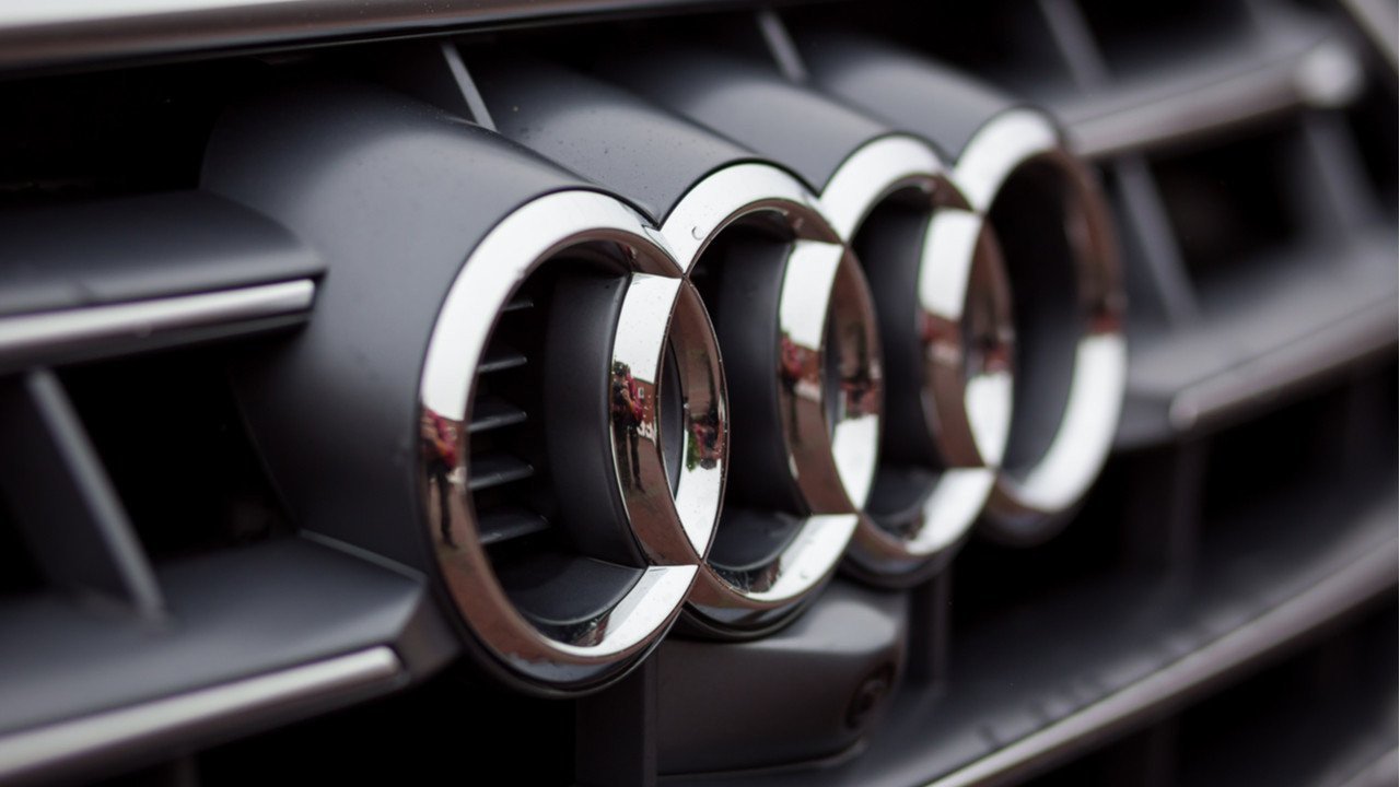 Audi 2033 yılından itibaren tamamen elektrikli araç üretimine geçeceğini açıkladı