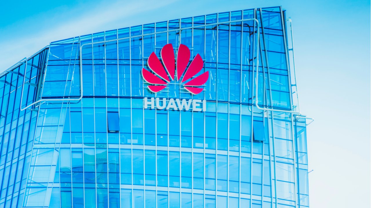 Huawei ilk elektrikli arabası Aito M5'i Şubat ayında teslim etmeye başlayacak