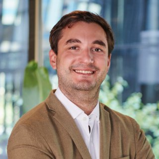 320-1638777066-911-428