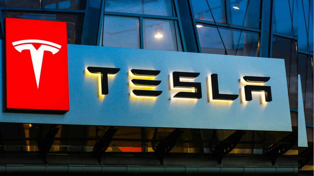 Tesla, Almanya'da faaliyete geçecek olan Giga fabrikası için son onayı aldı