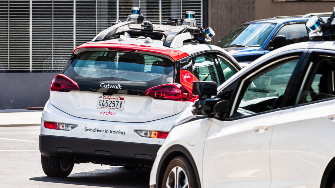 General Motors'un sürücüsüz araç birimi Cruise'un 2022'nin ilk çeyreğinde gelir-gider dengesinin bozulduğu açıklandı