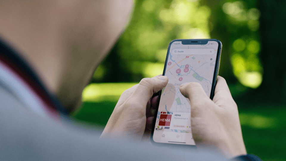 Apple, Maps'e arama reklamları eklemeye hazırlanıyor, sırada Apple Books ve Apple Podcasts var