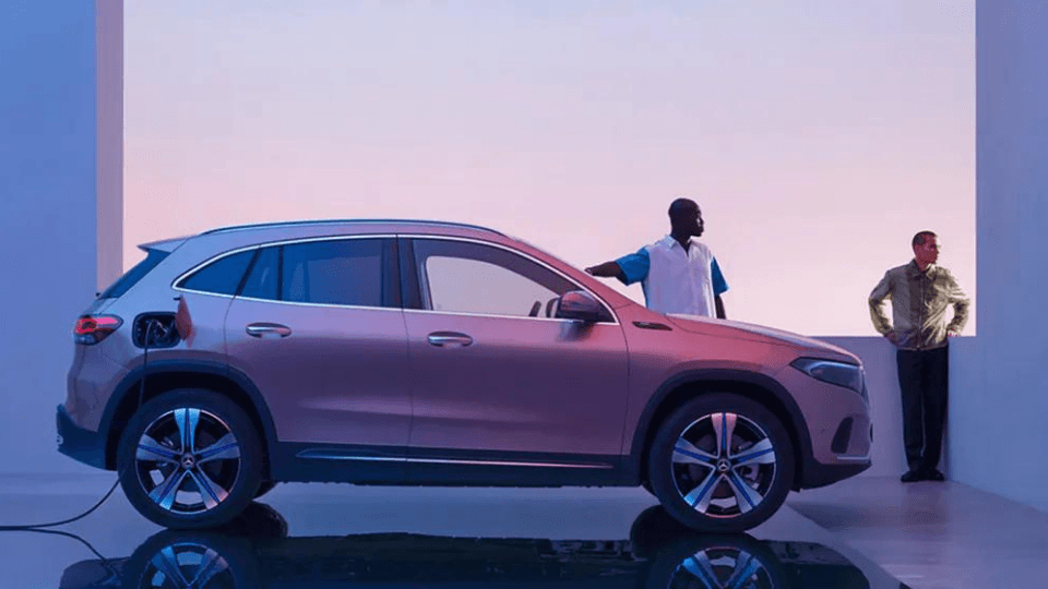 Mercedes-Benz,  2030 yılına kadar 10 bin elektrikli araç şarj istasyonu kuracağını açıkladı