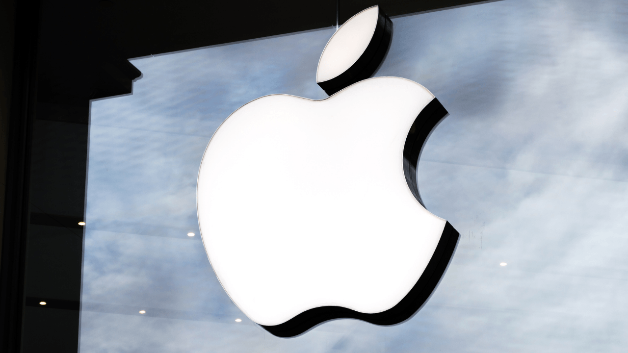 Rakipleri binlerce kişinin görevine son verirken, Apple cephesinde toplu işten çıkarma planı bulunmuyor