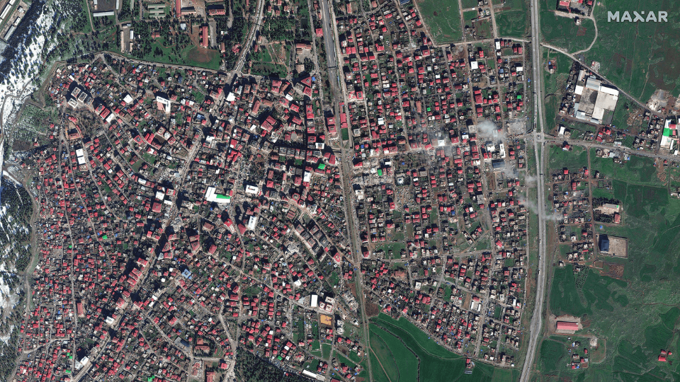 Maxar'ın Açık Veri Programı, deprem bölgesi için uydudan çekilen fotoğraflara erişmenizi sağlıyor