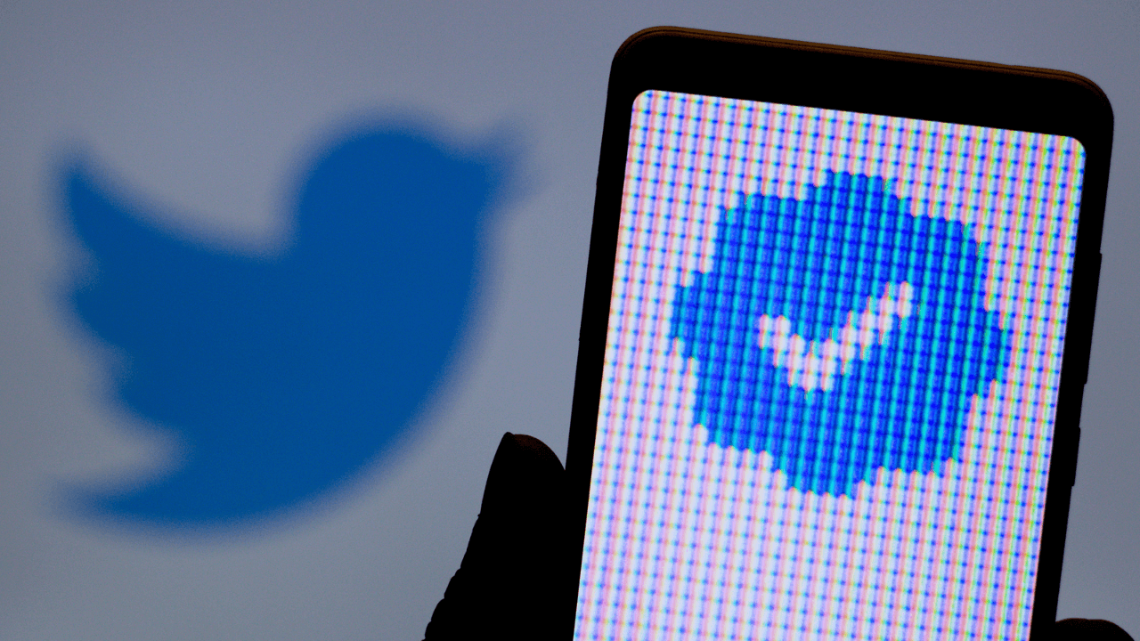 Twitter Blue kullanıcıları, platformdaki reklamları yüzde 50 daha az görecek