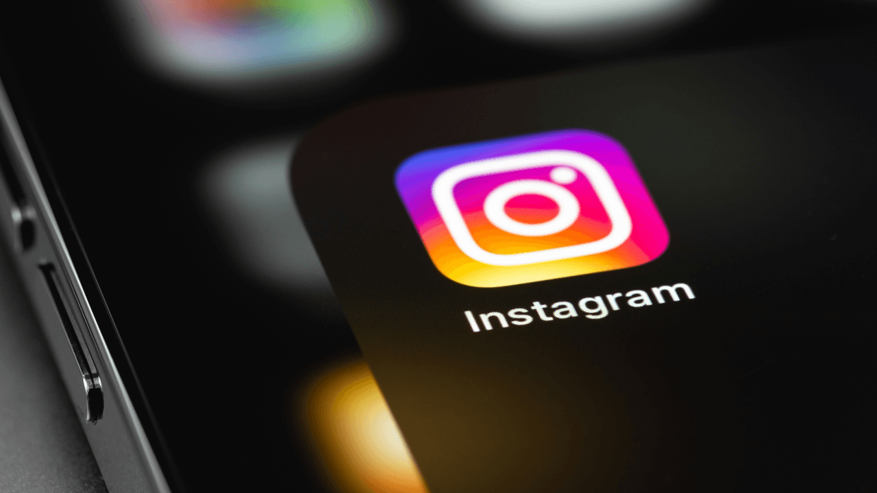Instagram, metin tabanlı bir uygulama ile Twitter'a rakip oluyor
