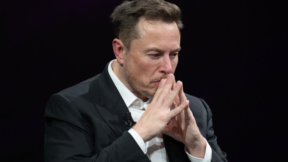 SEC, Elon Musk'ı Twitter hisse alımıyla ilgili ifade vermeye zorluyor