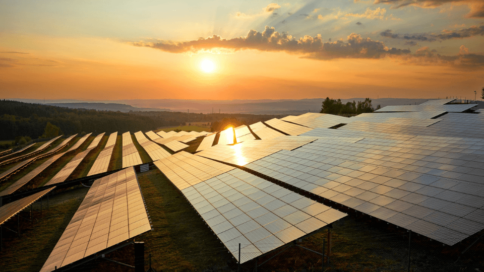 Güneş enerjisi alanında faaliyet gösteren Caelux, 12 milyon dolar yatırım aldı