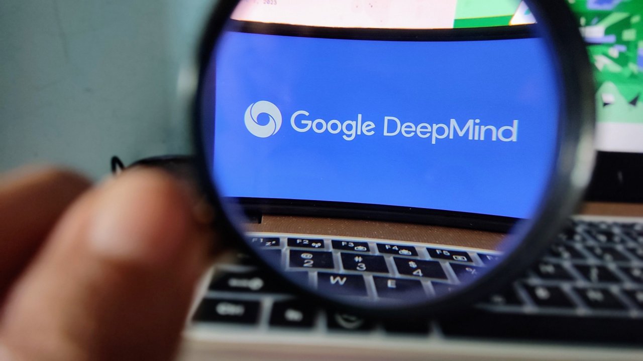 Google Deepmind: 