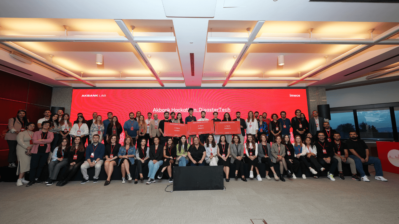 Akbank Hackathon: DisasterTech'i kazanan 3 ekip