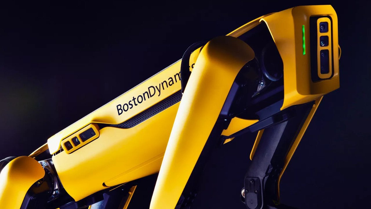Boston Dynamics'in robot köpeği Spot, ChatGPT sayesinde artık konuşuyor