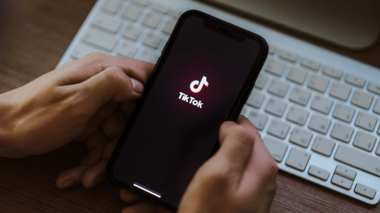 TikTok'un Adobe araçları, Twitch ve CapCut üzerinden paylaşım özelliği: Direct Post