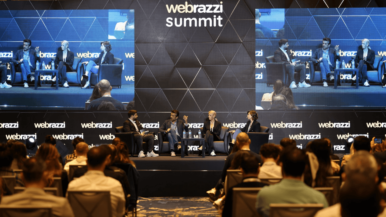 Mobil analitik ve pazarlamanın geleceği Webrazzi Summit 2023 sahnesinde konuşuldu