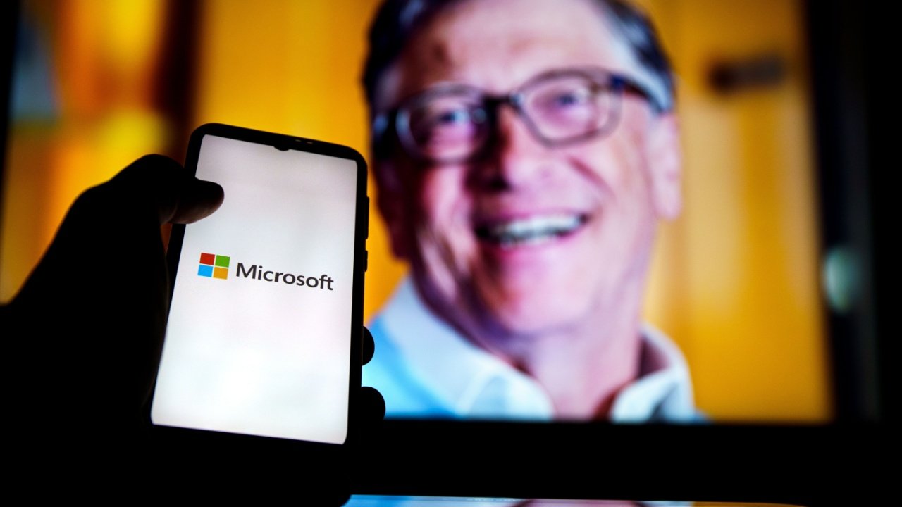 Microsoft'un, zamanında Bill Gates'in stajyerlerle yalnız kalmasını yasakladığı iddia edildi