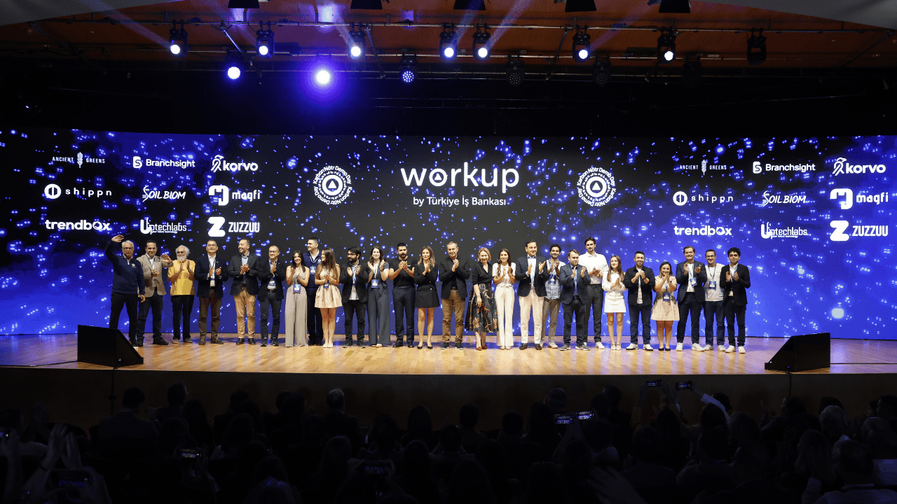 Workup Girişimcilik Programı’nın 12. dönem Demo Day'inde sunum yapan girişimler