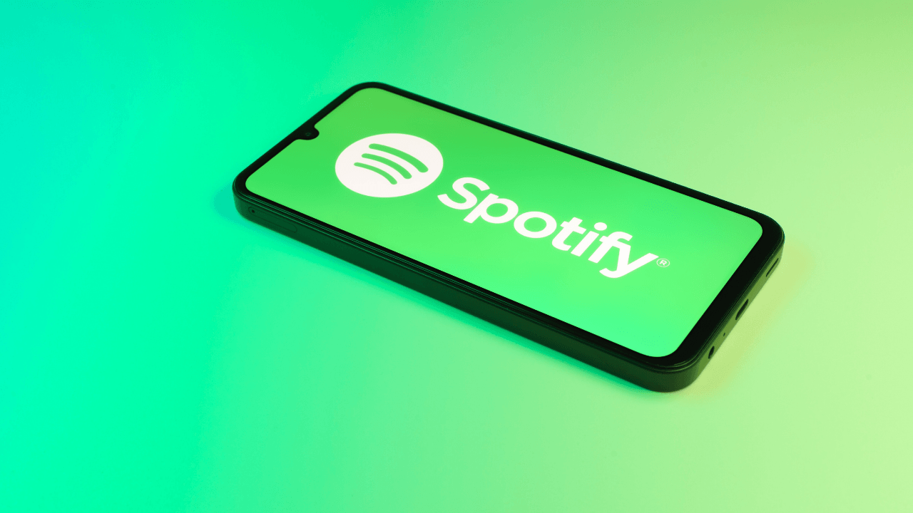 Spotify, popüler video podcast'ler için içerik oluşturuculara ödeme yapmaya başlayacak