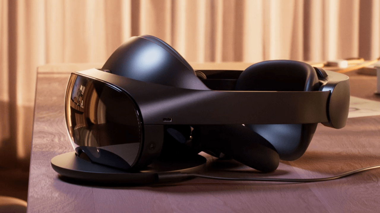 Meta, iki yıl önce piyasaya sürdüğü Quest Pro’nun satışını durdurdu