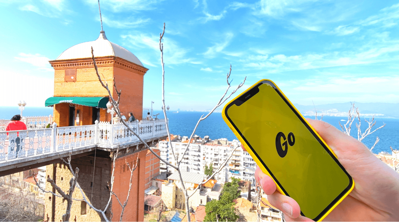 İzmir'de de kullanıma sunulan taksi servisi: Yandex Go